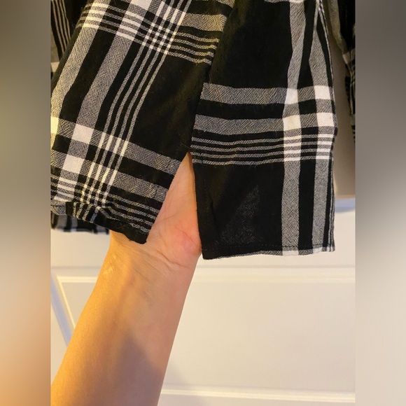 Loft small Plaid Puff Shoulder Blouse - Picture 4 of 7